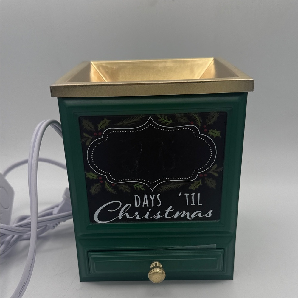 Better Homes & Garden Countdown to Christmas electric wax warmer